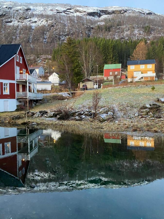 House On The Lake Bogen Exterior foto